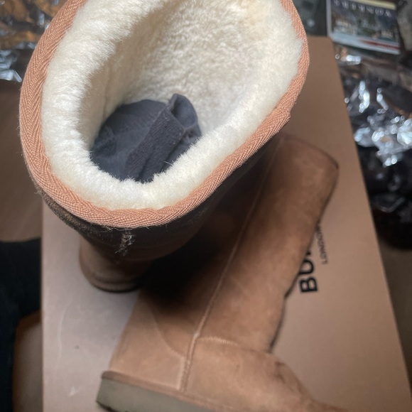 UGG classic tall boots - Picture 6 of 11